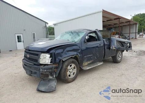 2011 Chevrolet Silverado 1500 Work Truck z USA, uszkodzony, nr VIN 1GCNCPEX4BZ175376